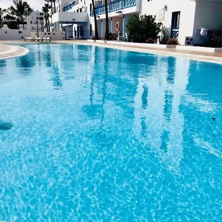 Apartamento Bellissima With Pool, Wifi & Sat-tv Just 200m From The Ocean Puerto del Carmen (Lanzarote)