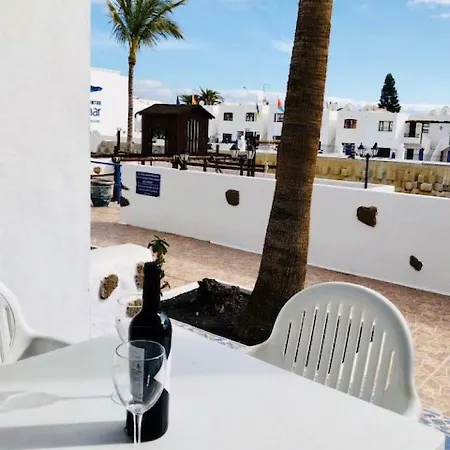Bellissima With Pool, Wifi & Sat-tv Just 200m From The Ocean *