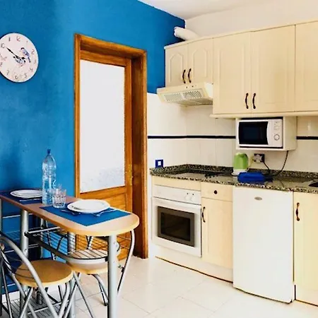 Bellissima With Pool, Wifi & Sat-tv Just 200m From The Ocean Apartmán *